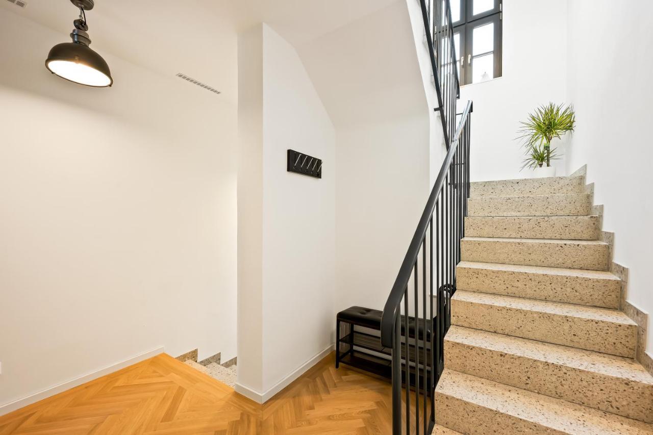 Appartement Lit Living - Luxus Loft - Box Spring - Air Con - Bbq - Panorama à MHG Extérieur photo